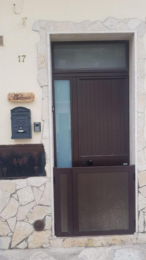 Casa Melania Apartment บรินดิซิ ภายนอก รูปภาพ